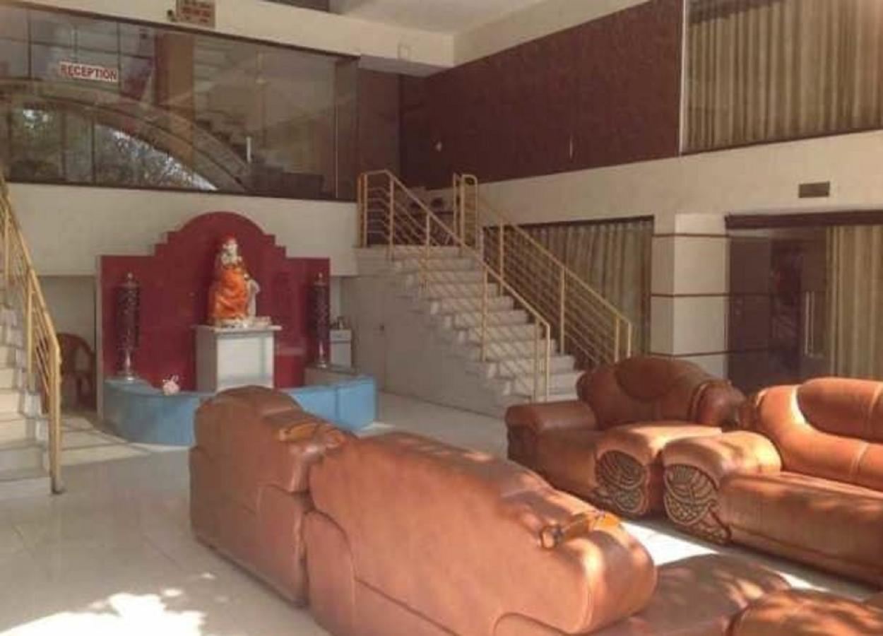 فندق جالجاونفي  Manohar Mahal المظهر الخارجي الصورة